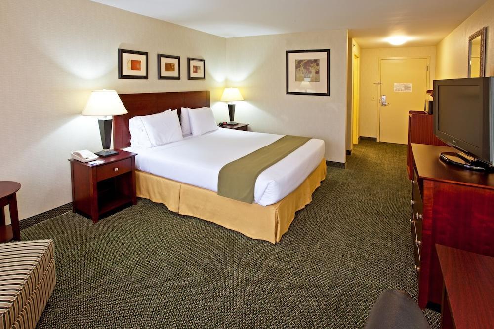Holiday Inn Express Radcliff Fort Knox By Ihg Eksteriør bilde