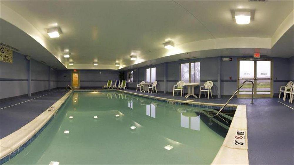 Holiday Inn Express Radcliff Fort Knox By Ihg Eksteriør bilde