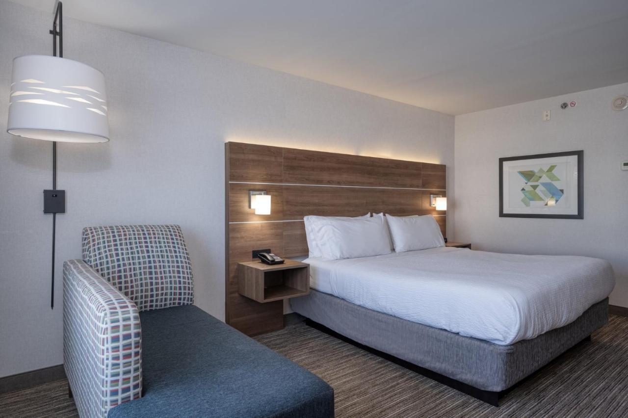 Holiday Inn Express Radcliff Fort Knox By Ihg Eksteriør bilde