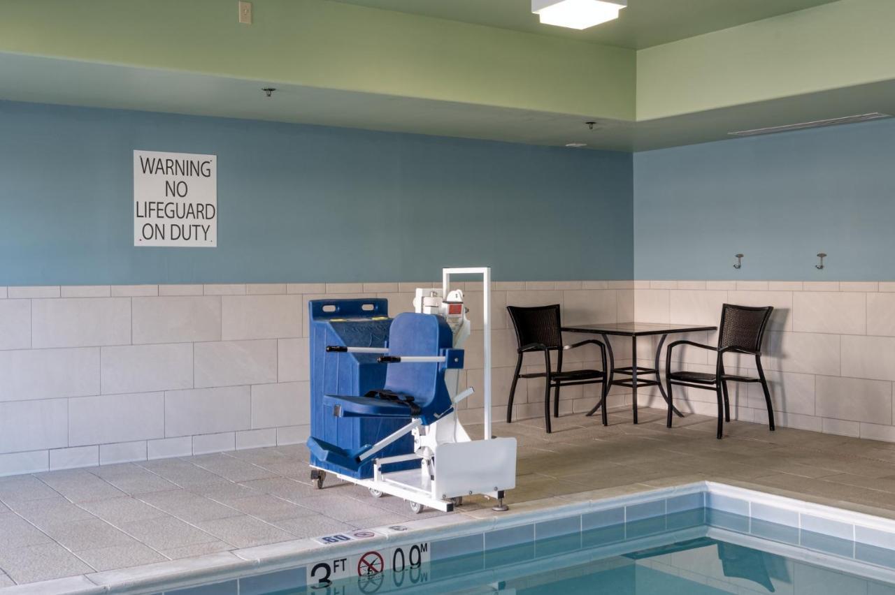 Holiday Inn Express Radcliff Fort Knox By Ihg Eksteriør bilde